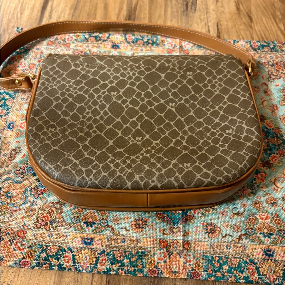 Nina Ricca Vintage Giraffe Print Bag - Picture 3 of 5